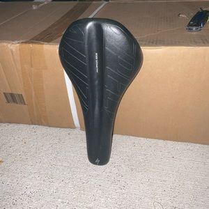 Specialized Body Geometry bike seat